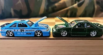 Maisto 1993 '93 Ford Mustang Cobra SVT Foxbody Challenge Series And Green Pair • $30
