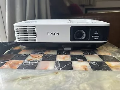 Epson EB-1980WU Cinema Projector 4400 Lumen 1080P Full HD Used HDMI Low Use • £395