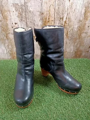 UGG Genuine Australia Lynnea Wood Heel Black Leather Sheepskin Lined Boots 4.5  • £20.99