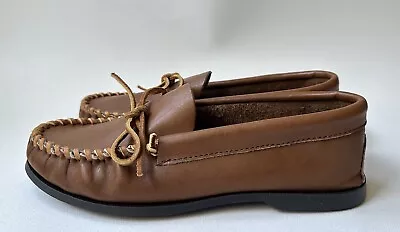 Minnetonka Womens Brown Leather Moccasins Flats Boat Shoes USA Made Size 10 -W29 • $34.99