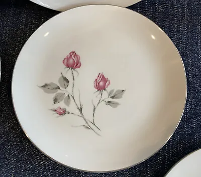 KENMARK CHINA  ROSES DINNER PLATES X 5.   Cost Is Per Plate. • £9.64