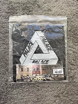 Palace Skateboards X 10Foot Tshirt (Black  Size Medium) • £79.99