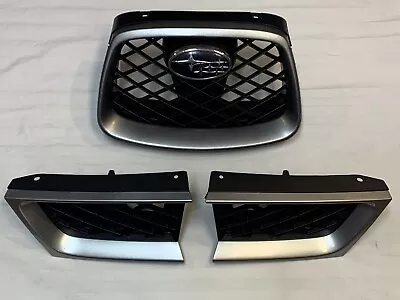 OEM 2006 2007 SUBARU IMPREZA Upper  Grille Grill Assembly W/ Emblem - 3 Pcs • $194