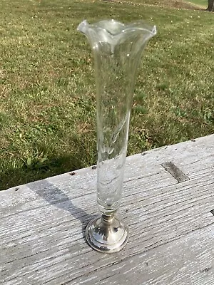 Vintage Etched Clear Glass Ruffled Edge Bud Vase With Silver Metal Base 11 Inch • $15.95