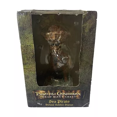 Pirates Of The Caribbean Deluxe Bobble Statue Sea Pirate • £20