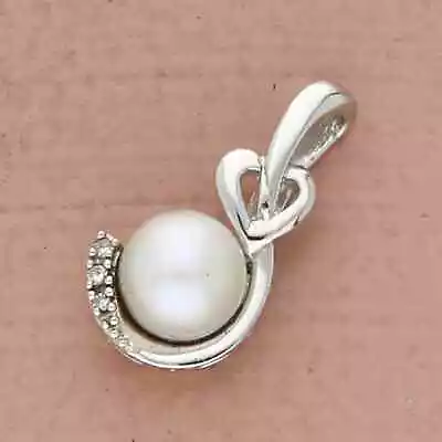 ❗️CLEARANCE❗️zales Sterling Silver Diamond Accent White Pearl Pendant • $36