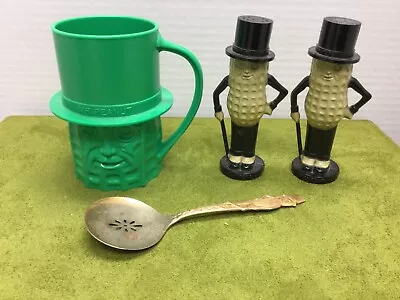 Lot Of 4 Vintage MR. PEANUT Collectibles SALT & PEPPER - CUP - SLOTTED SPOON • $21