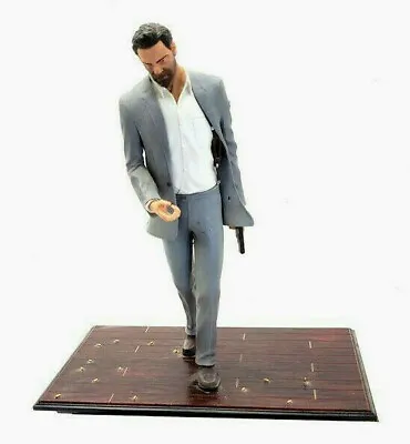 Max Payne 3 Special Edition 10  Vinyl Statue Figure With Base Rockstar Triforce • $19.95