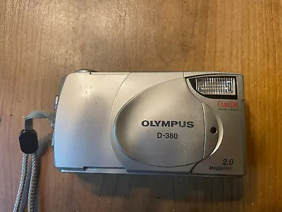 Olympus CAMEDIA D-380 2.0MP Digital Camera - Silver • $29.99