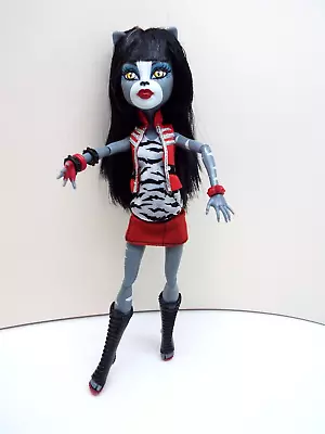 Monster High Meowlody Werecat Grey Skin Doll • $19.99