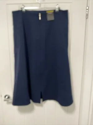 Marks And Spencer Navy A Line Full Front Zip Skirt Size 16. B18 • £8.50