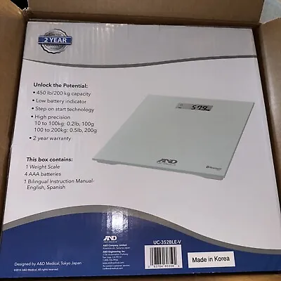 A&D Medical Deluxe Connected Weight Scale White UC-352BLE-V 450 Lb. Capacity • $59.99