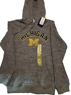 Michigan Wolverines Champion Sweatshirt Hoodie Pullover Mens Medium NWT • $28