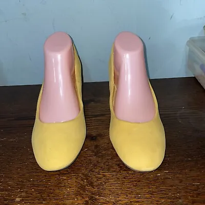 £20 • Buy Ladies New Mustard Colour Evening Court Shoes UK Size 7.5 EU 41