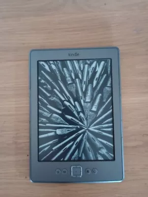 Amazon D01100 Kindle 4th Generation 2GB Wi-Fi 6 Inch EBook Reader - Graphite • £5.99