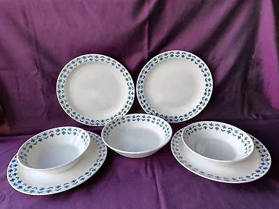 Midwinter Roselle 4 Breakfast Plates And 3 Cereal/soup Bowls • £18