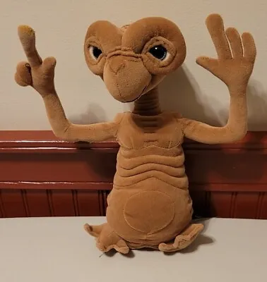 E.T. Extraterrestrial Toys R Us Exclusive 12  Posable Plush - Good Condition • $24.99