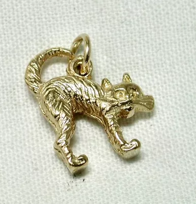 Vintage Solid Heavy 9 Carat Gold Startled Cat Shaped Charm 21176 • £177.87