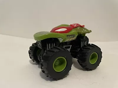 Hot Wheels Ninja Turtles Monster Jam Rev Tredz Raphael • $12