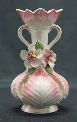 Vintage Capodimonte Style Vase Made In Japan • $22