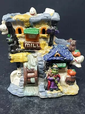 Vtg. Haunted Ghost Mill House Ceramic Lighted Sparkly House.No Light Cord  5  • $10.04