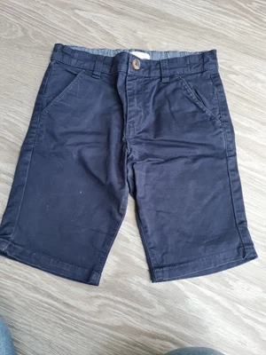 £3.50 • Buy Blue Zoo Debenhams Boys Chino Shorts Age 8