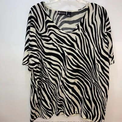 Maggie Barnes Knit V Neck Black White Zebra Print Top 3x • $5