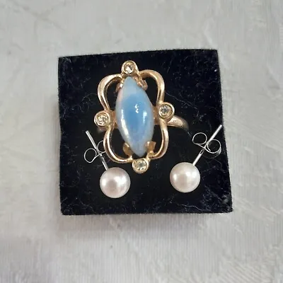 Vintage Sarah Coventry Goldtone Faux Opal And Rhinestone Ring And Earrings • $12