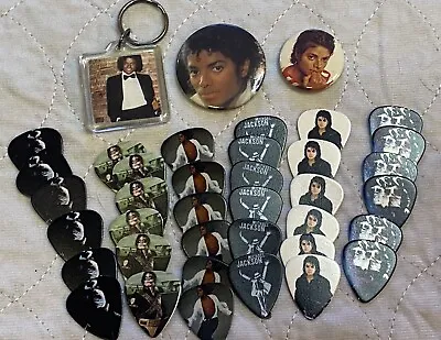 40 Piece Michael Jackson Memorabilia Lot • $4.99