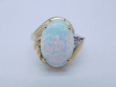 Elegant Vintage 14k Solid Yellow Gold Fiery Fire Opal Stone Ring • $550