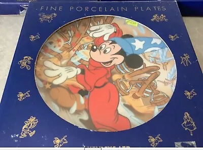 Disney Kenleys Fantasia Mickey Mouse Collectable Plate Boxed • £10.99