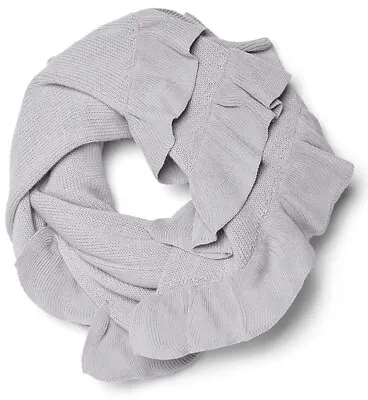 $79 Cabi 2018 Fall Cuddle Scarf Great Finishing Piece To Any Outfit NEW In Bag • $46