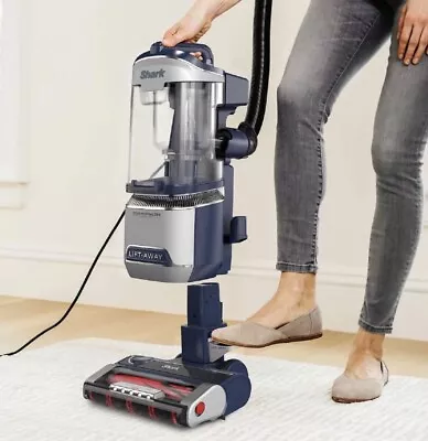 Shark UV900 Pet Performance Plus Lift-Away Upright Vacuum - Silver • $196.77