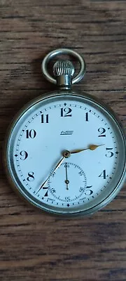 Chummy Vintage Pocket Watch With Inner Back. • £7