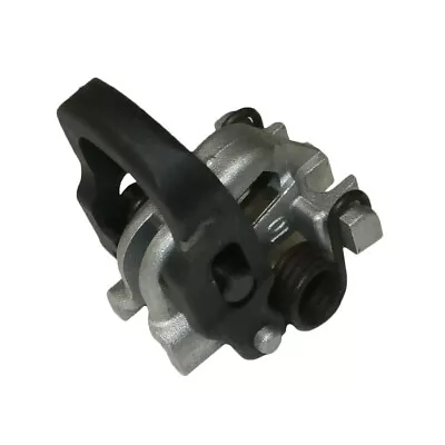 $10.95 • Buy DeWalt Genuine OEM Replacement Blade Clamp # 582593-00