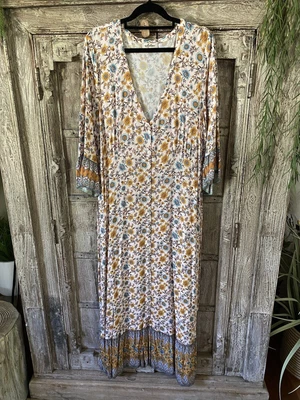 $110 • Buy Arnhem Bijoux Maxi Dress In Daisy Size 16 But Suits Size 14