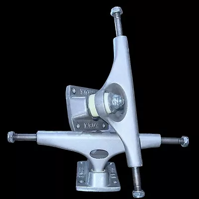 Krux 5T1 Skateboard Trucks Chrome W/ White Bushings Axle 8.5” Hanger 149 • $57.99