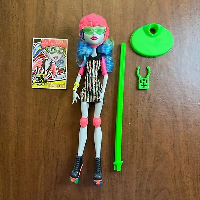 2012 Mattel Monster High Skultimate Roller Maze Ghoulia Yelps Doll Complete Mt- • $0.99