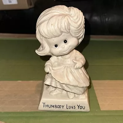 R & W Berries 1973 Resin Figurine #9074  Thumbody Luvs You  • $13.99