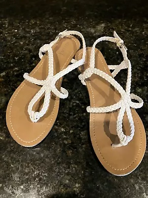 Super Cute Merona Brand Pre-Owned White Braided Sandals Women's Size 8.5 • $8