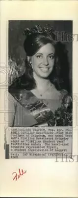 1969 Press Photo Miss Nicky Stallman Was Named Texas A&M's Civilian Sweetheart • $19.99