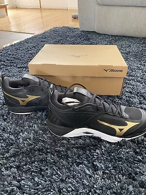 NEW Mizuno Wave Momentum 2 Volleyball Shoe Men Size 15 • $99