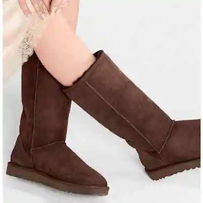 Ugg Women’s Classic Tall II Boot In Chocolate Size W10  • $130