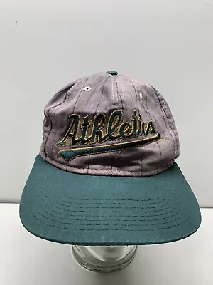 Vintage Starter Oakland Athletics Pinstripe Snapback Hat • $39.99