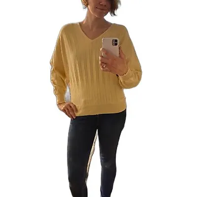Philosophy Pastel Yellow Batwing V-Neck Accordian Pleated Sweater Size Small • $13