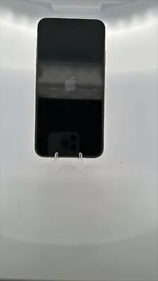 Faulty Apple IPhone 11 Pro Max - 64GB - Gold - Unlocked (JT0366) • £0.99