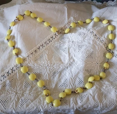 £10.50 • Buy Vintage Trifari Glass Beaded Necklace