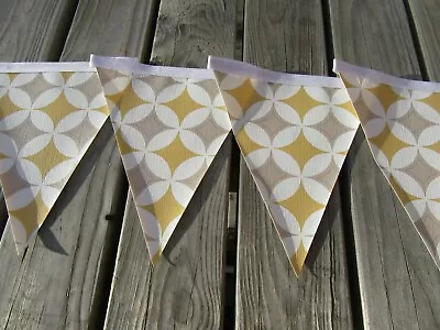 Retro Design Pvc Garden / Indoor Bunting 3 Mtrs Approx 10ft • £6