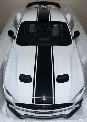 Ford Mustang Mach 1 RHD, 2022 1:43 Vanguards | Sběratelské modely aut a