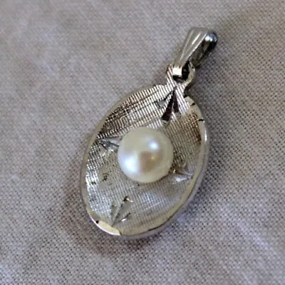 VTG Theda Sterling Silver Pendant For Necklace Faux Pearl Arrows Compass Style • $9.98